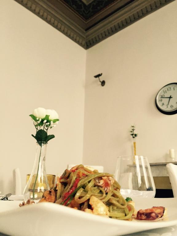 Home Restaurant Hotel ฟลอเรนซ์ ห้อง รูปภาพ