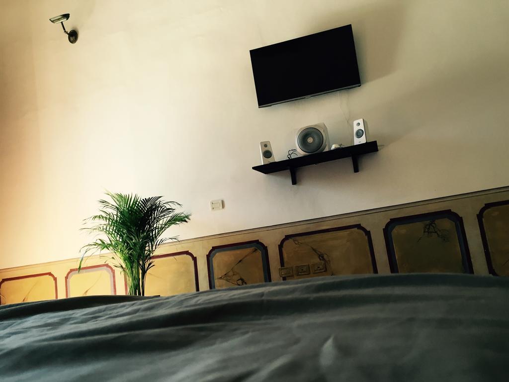 Home Restaurant Hotel ฟลอเรนซ์ ภายนอก รูปภาพ