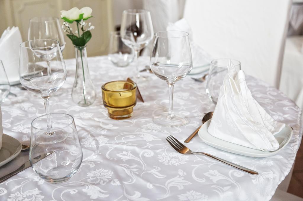 Home Restaurant Hotel ฟลอเรนซ์ ห้อง รูปภาพ